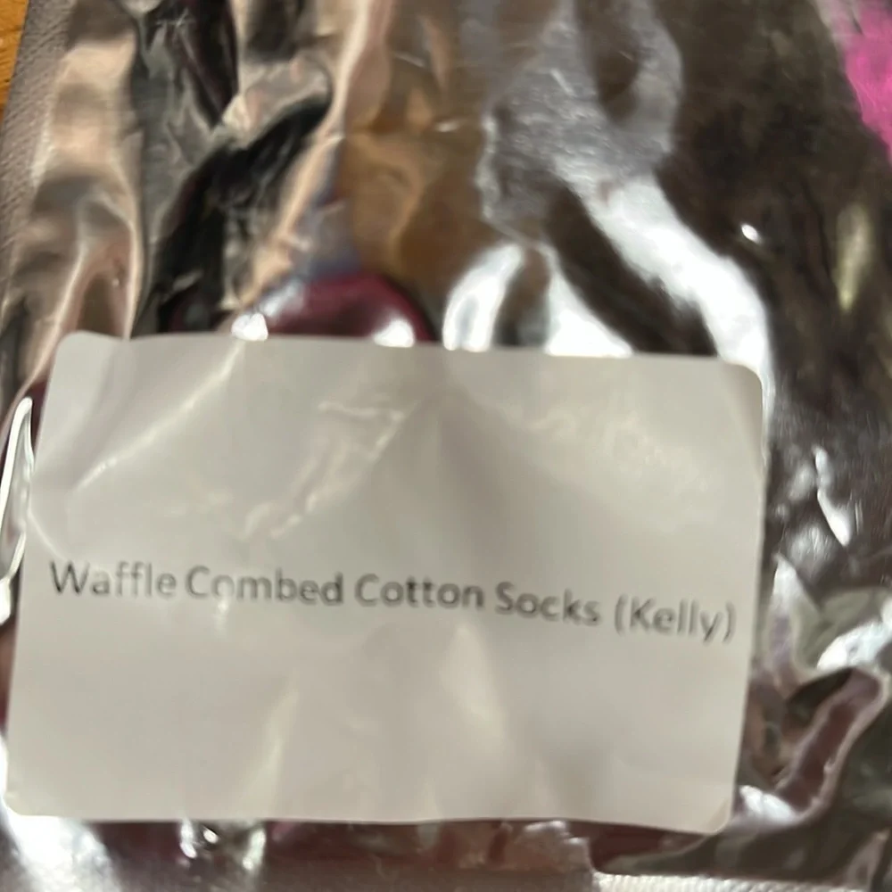 High Heel Jungle Kelly Socks New in Package Green Textured Socks
